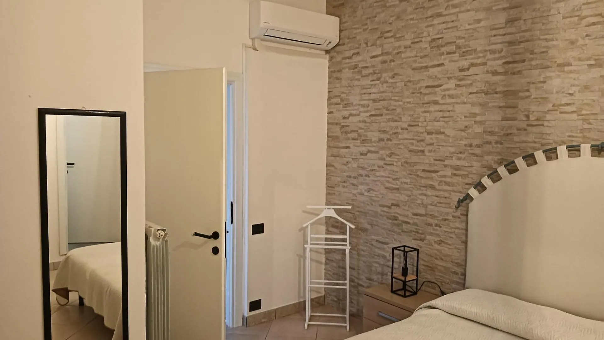 皮希纳斯Domos Le Due Tuie住宿加早餐旅馆 0*, 皮希纳斯