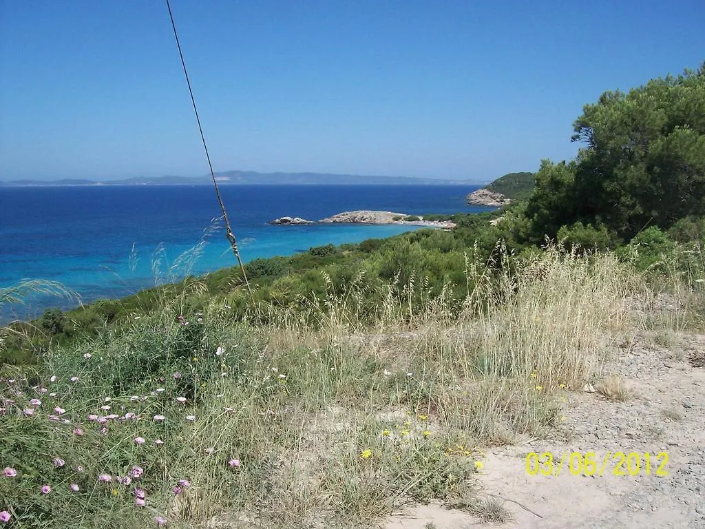 Bed and Breakfast Domos Le Due Tuie à Piscinas 0*,